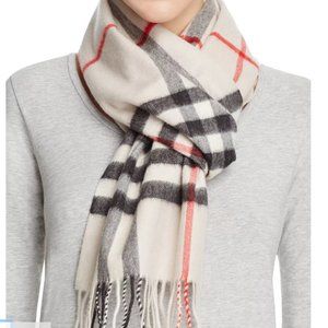 BURBERRY Classic Check Cashmere Scarf